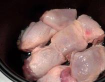 Chicken thighs in a slow cooker