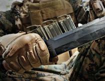 What is the difference between a hunting knife and a regular one, and can it be worn